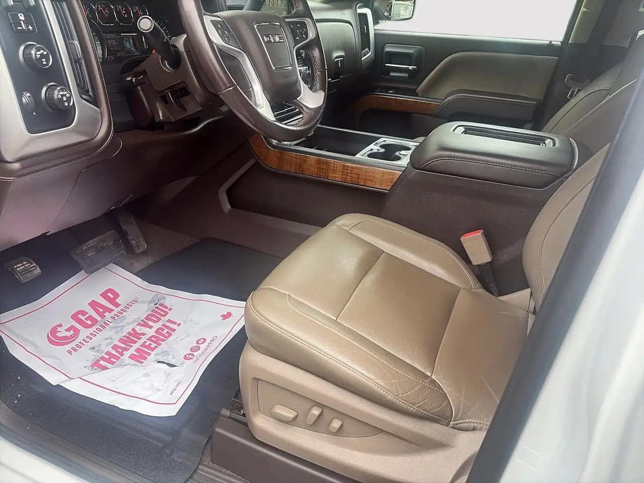 GMC Sierra 1500 снимка GMC Sierra 1500