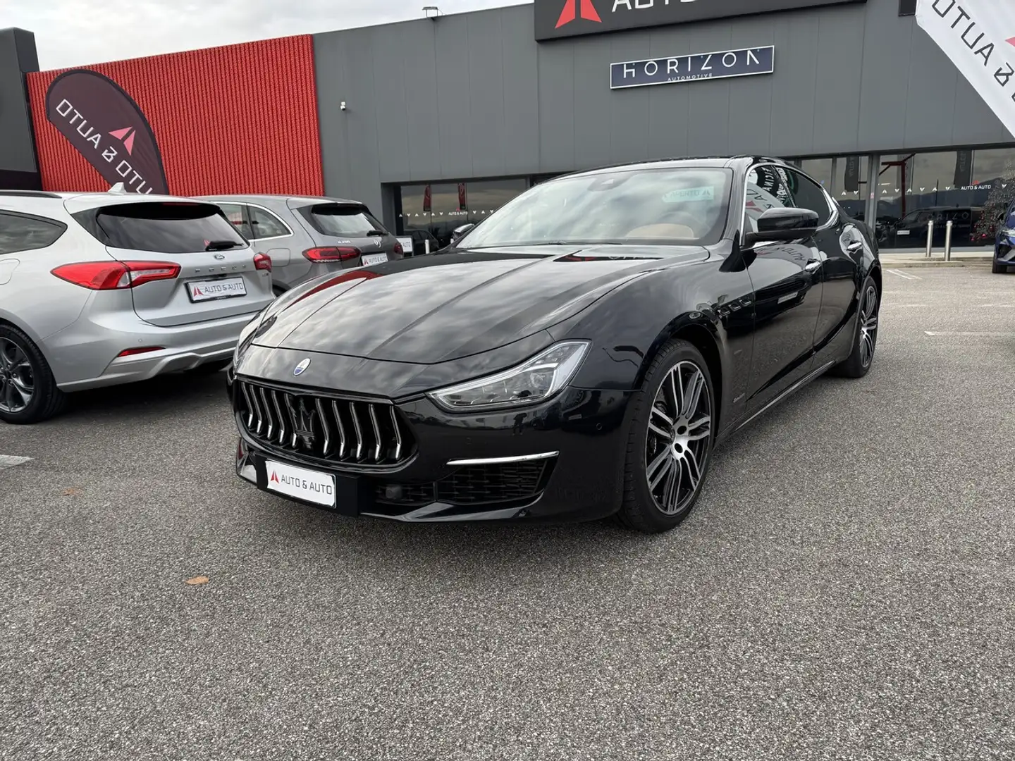 Maserati Ghibli Ghibli 3.0 V6 S Q4 Granlusso 430cv auto Noir - 1