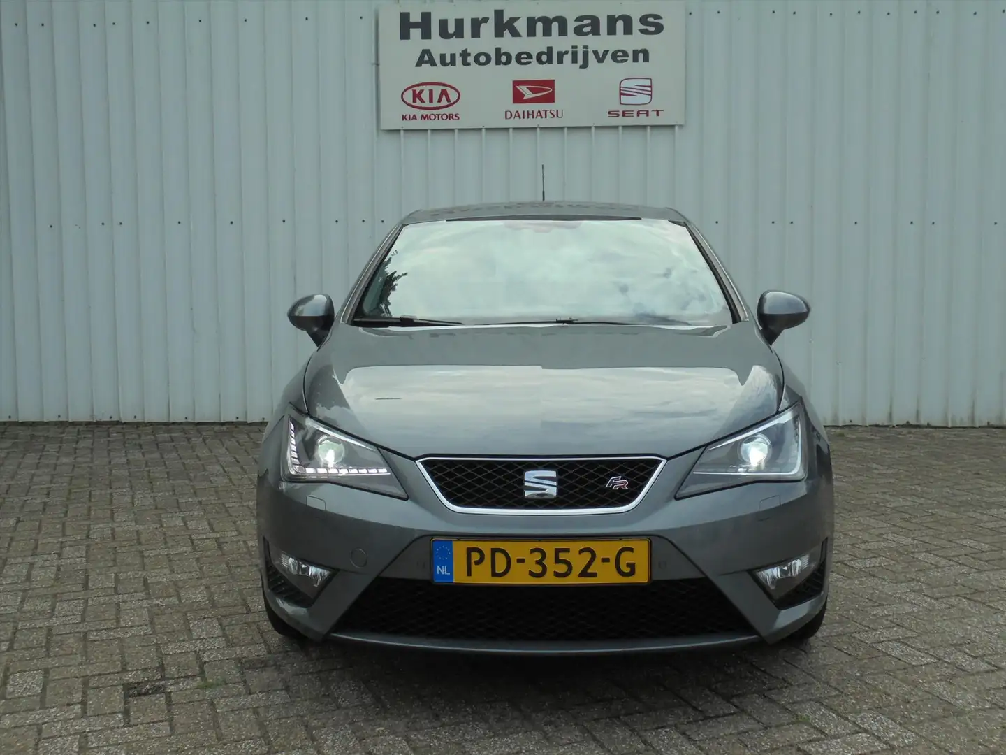 SEAT Ibiza 1.0 TSI 5DRS FR UITVOERING TOP ONDERHOUDEN Gris - 2
