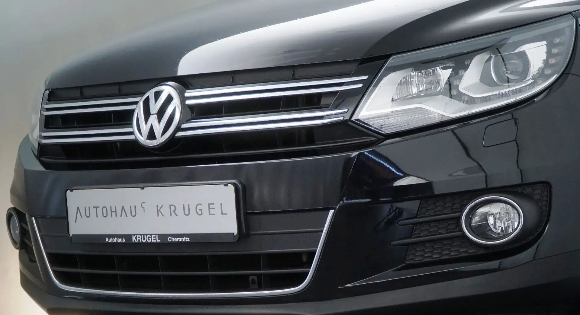 Volkswagen Tiguan Sport & Style 4Motion Allrad! Zwart - 2