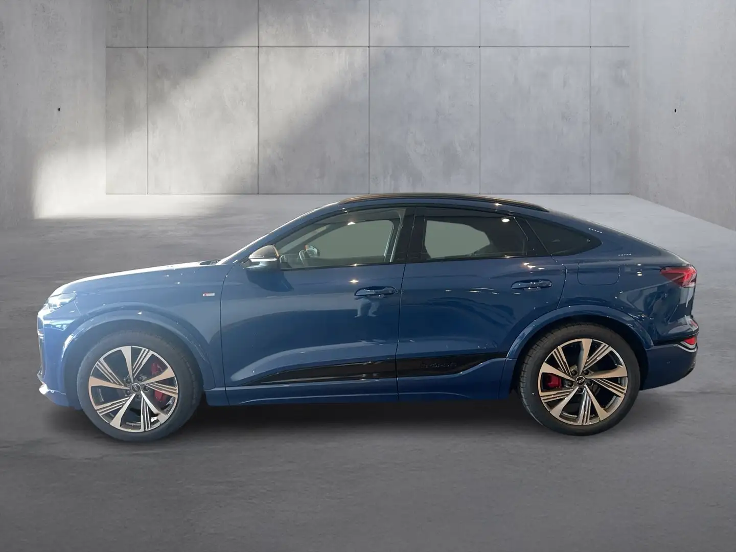 Audi Q6 e-tron e-tron performance Blau - 2