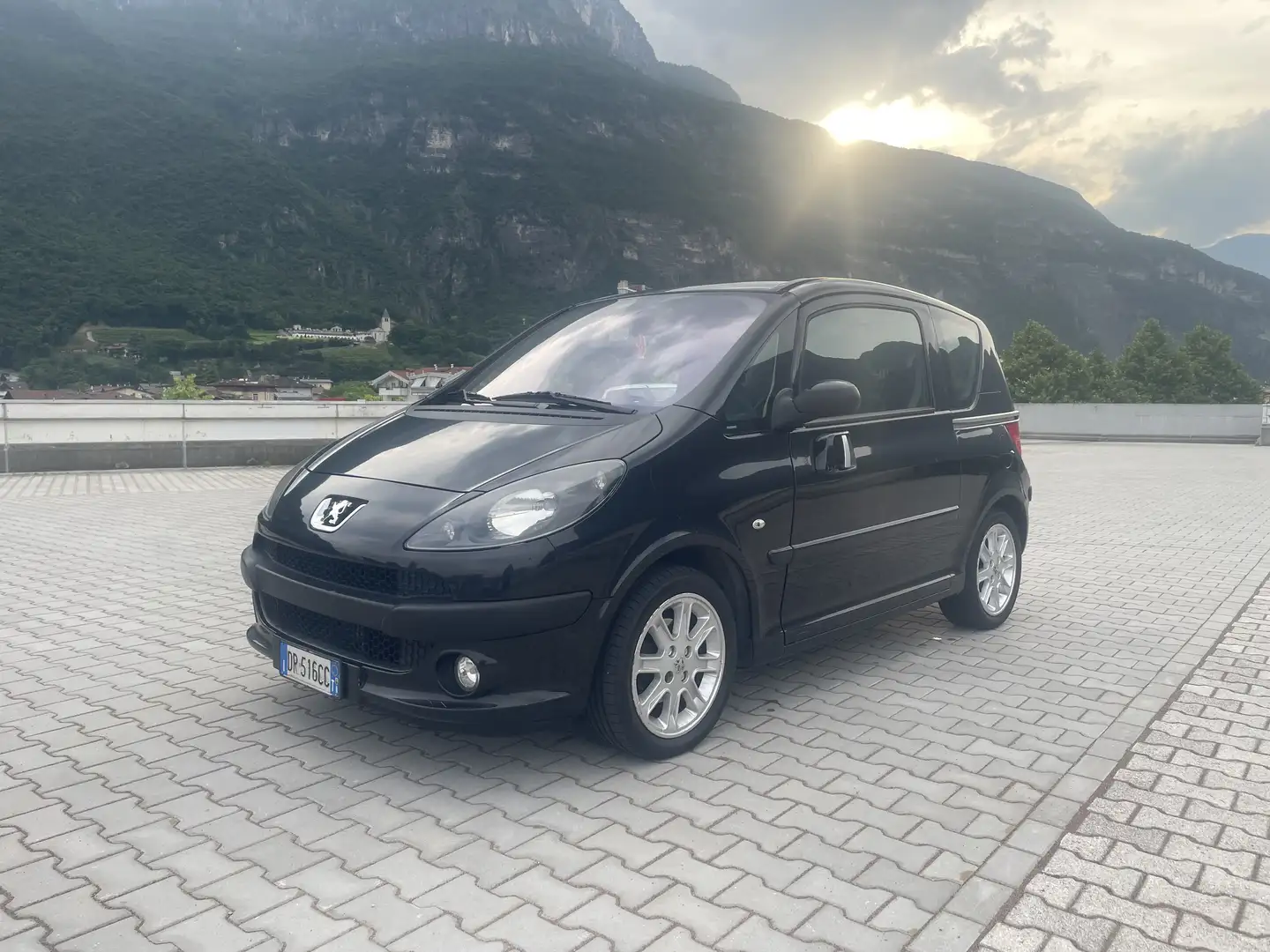 Peugeot 1007 1.4HDI Sporty - 1