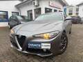 Alfa Romeo Giulia 2.2 JTDM Aut+NAVI+ACC+KLIMATR+PDC+KAMERA+TEMPOMAT Gris - thumbnail 1