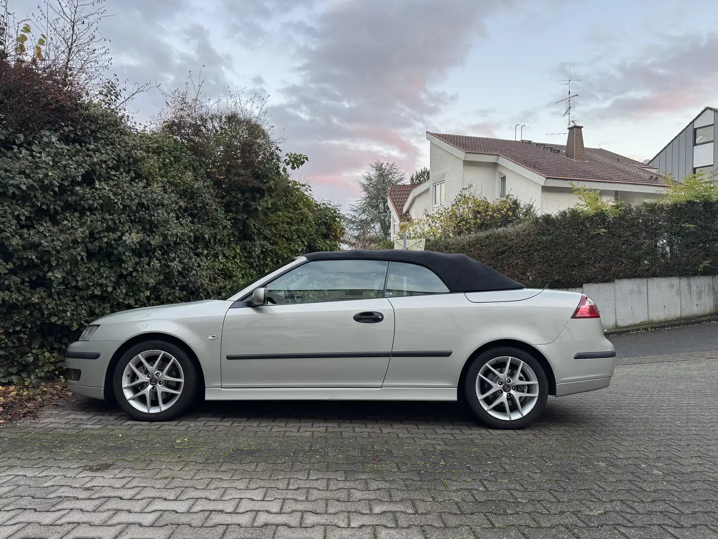 Saab 9-3 9-3 2.0 T Cabrio Vector Beige - 1