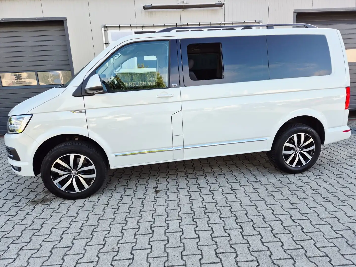 Volkswagen T6 Multivan Multivan GEN-SIX 4M/ACC/AHK/DSG/RFK/LED/SEIKE Blanc - 2