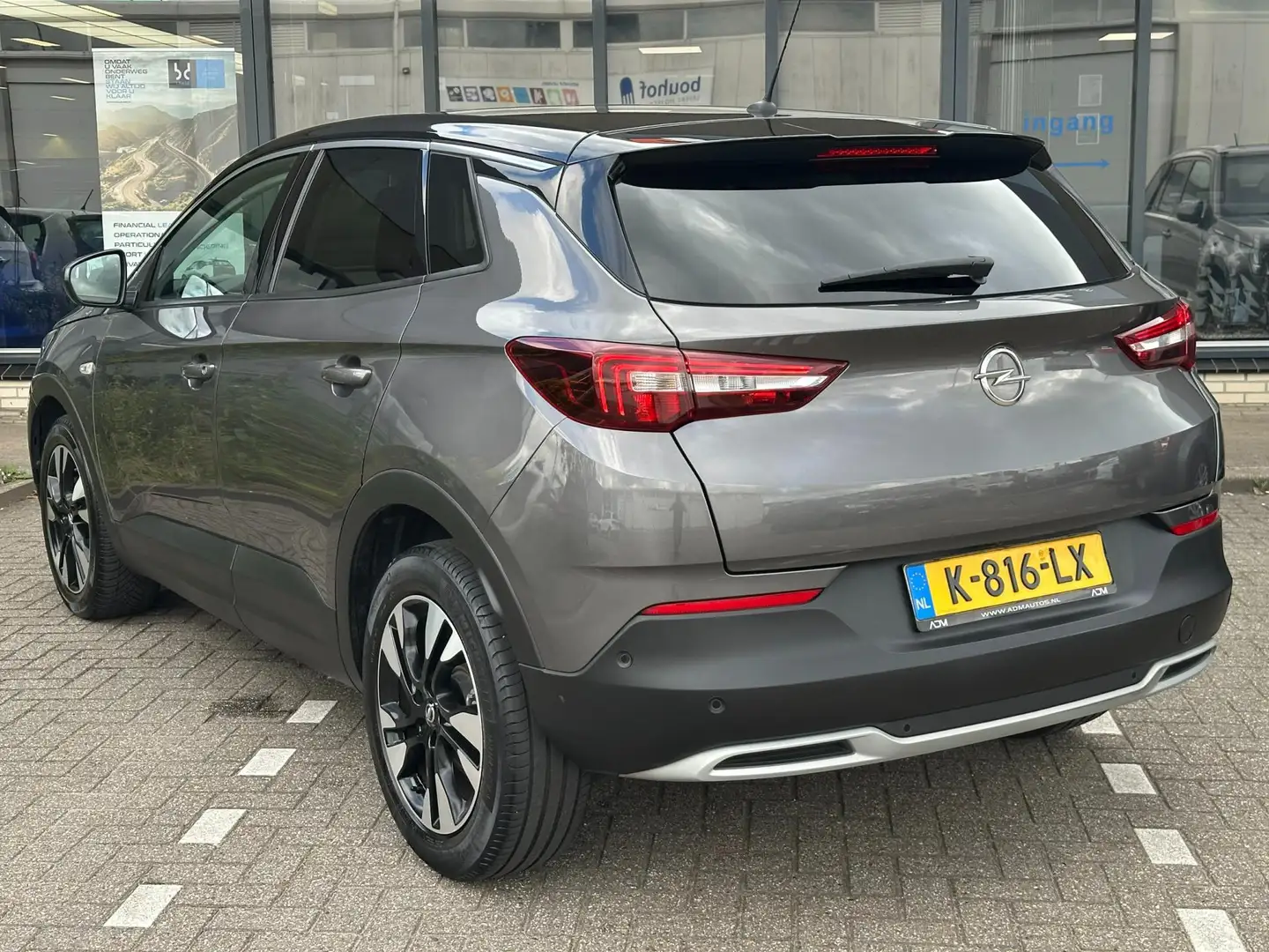 Opel Grandland X 1.2 Turbo Business Executive Gris - 2