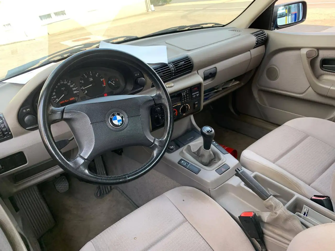 BMW 316i, foto 8