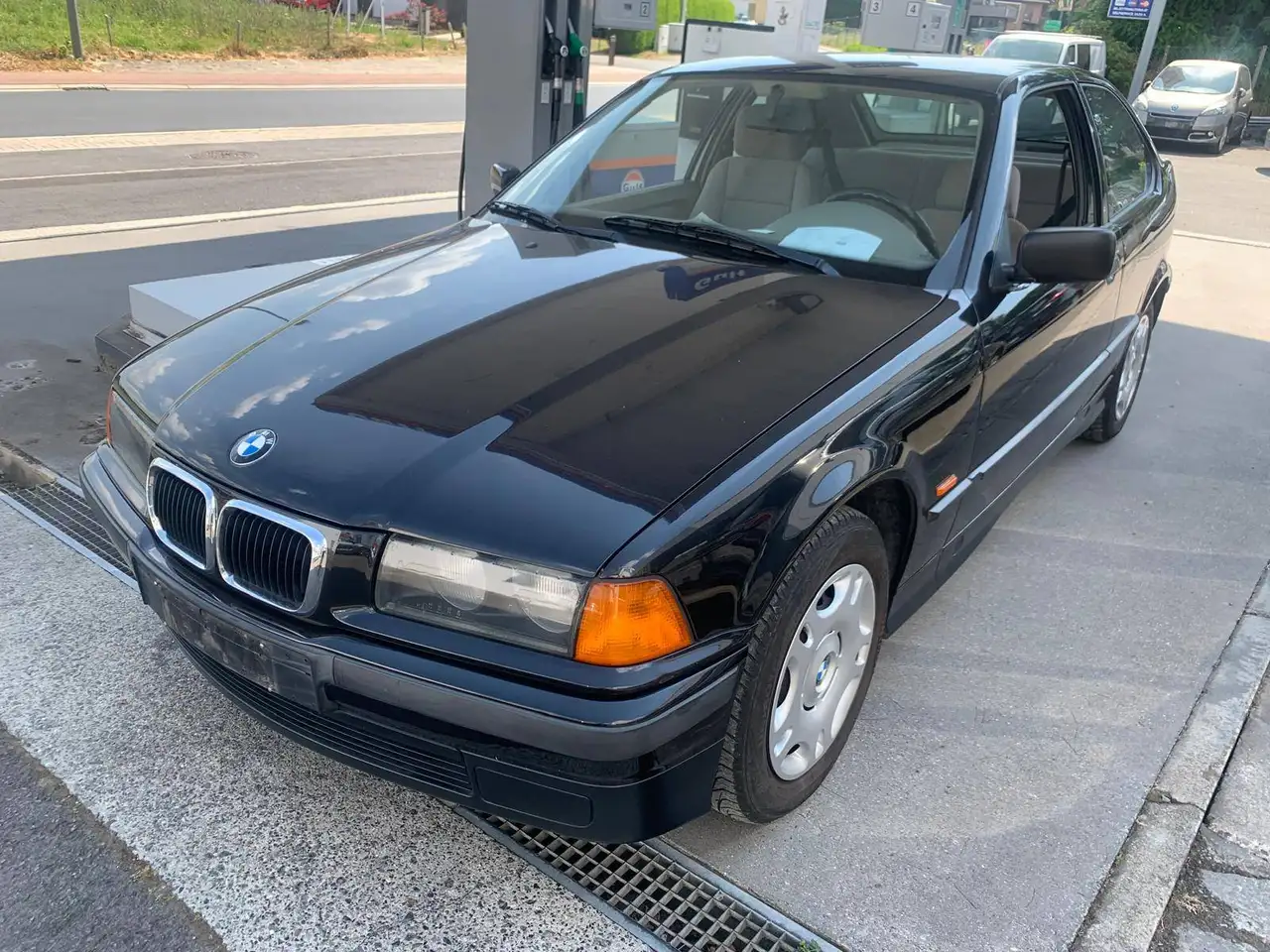 BMW 316i, foto 4