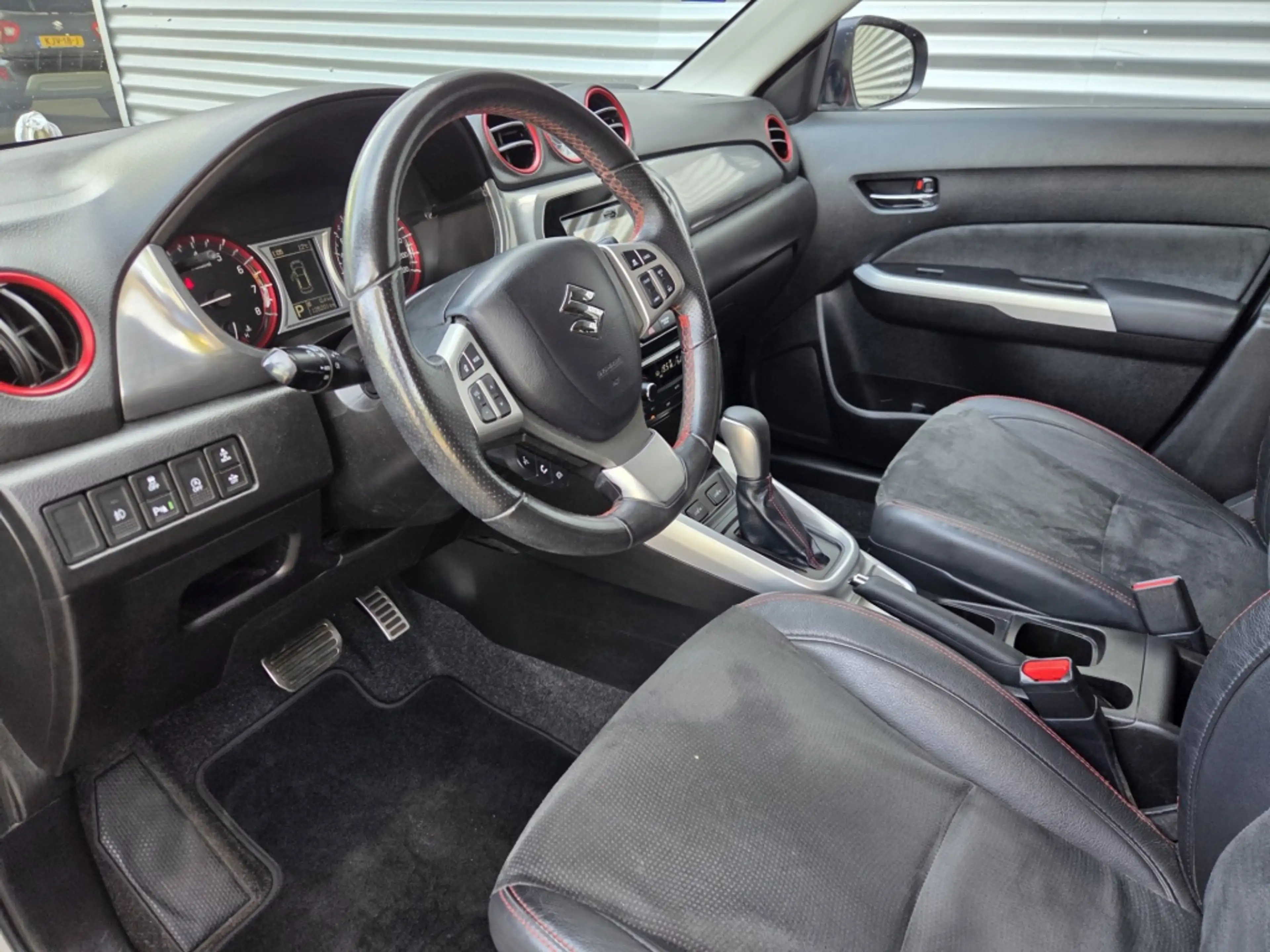 Suzuki Vitara 1.4 S AUTOMAAT — photo 2