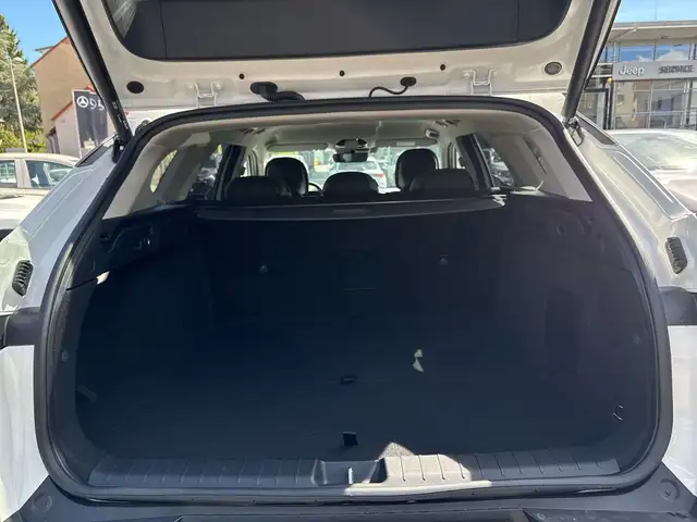 Kia K4 view 15