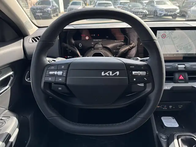 Kia K4 view 9