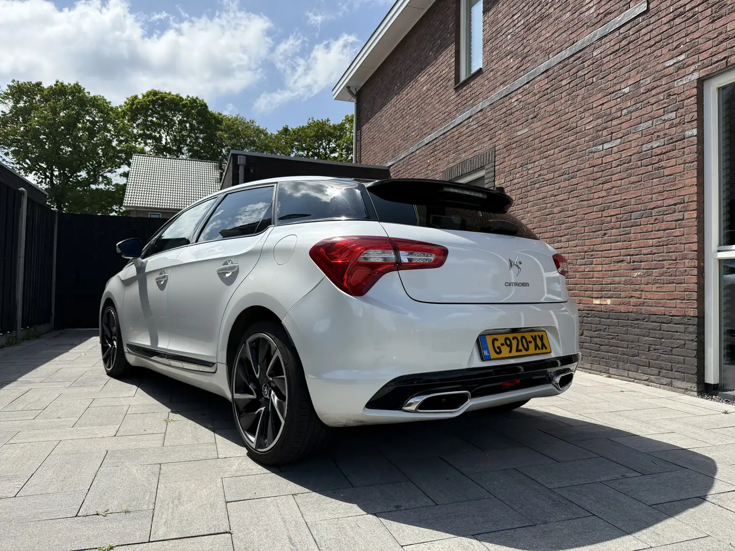 Citroen DS5 Sport Chic 200PK Wit - 1