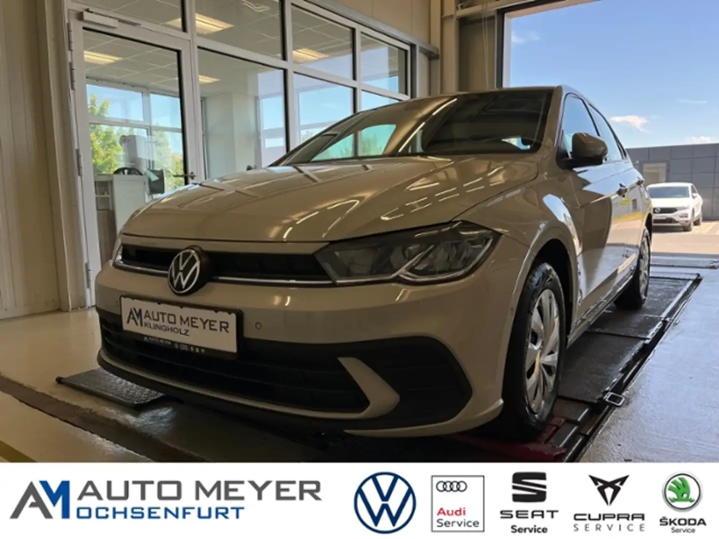 Volkswagen Polo Life 1.0 TSI LED Travel Assist ACC Lane  Side Grijs - 1