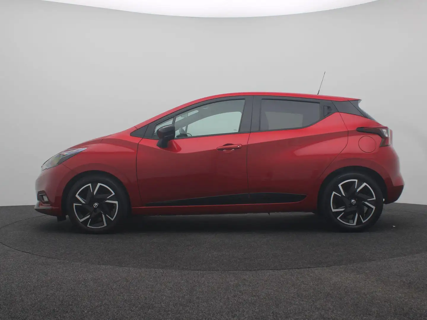 Nissan Micra 1.0 IG-T N-Design | Navigatie | BOSE Audio | Rood - 2