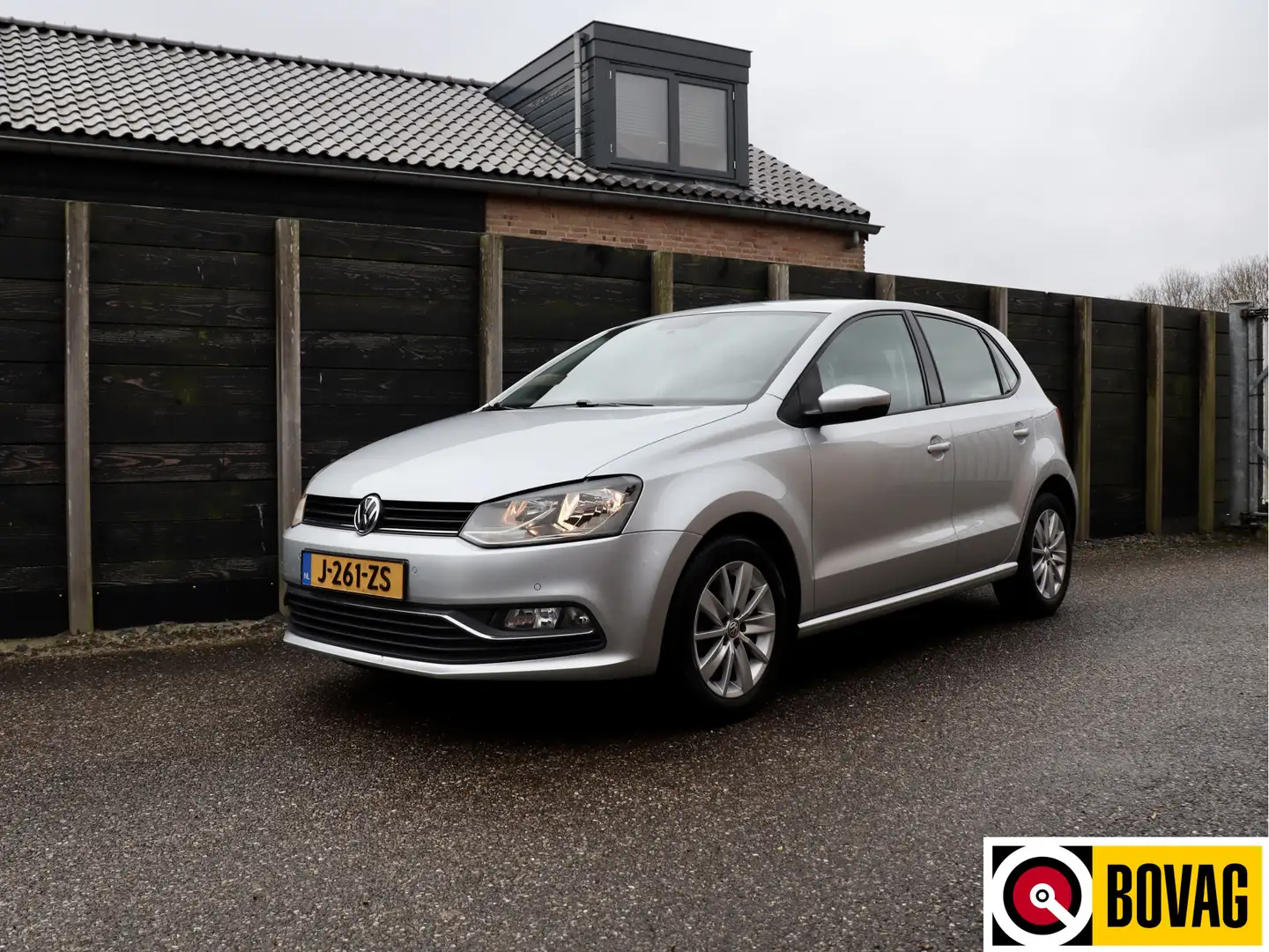 Volkswagen Polo 1.0 airco, trekhaak, elek. ramen Grau - 1