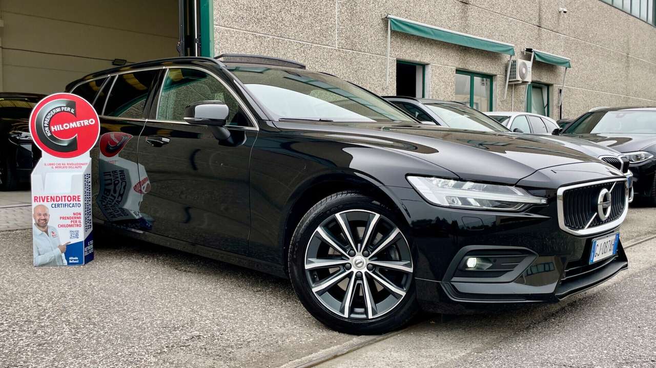 Volvo V60 VOLVO V60 B4 2.0 GEARTRONIC MOMENTUM BUSINESS PRO