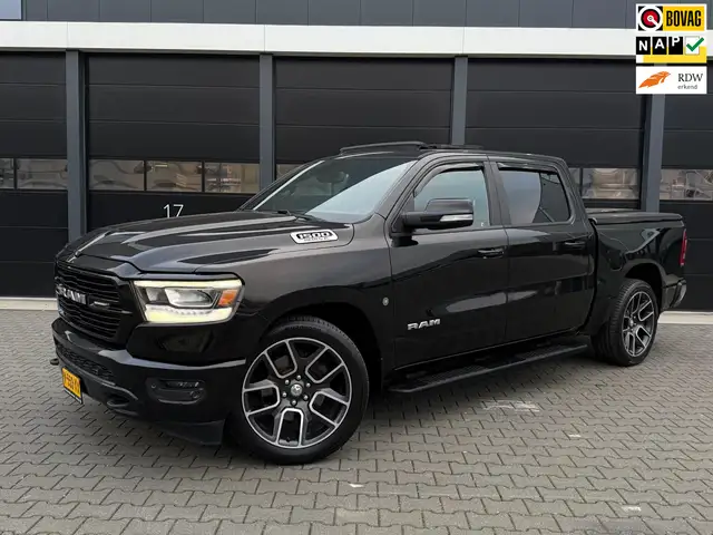 Dodge RAM 1500 5.7 V8 4x4 Crew Cab Laramie Big Horn | Luchtv