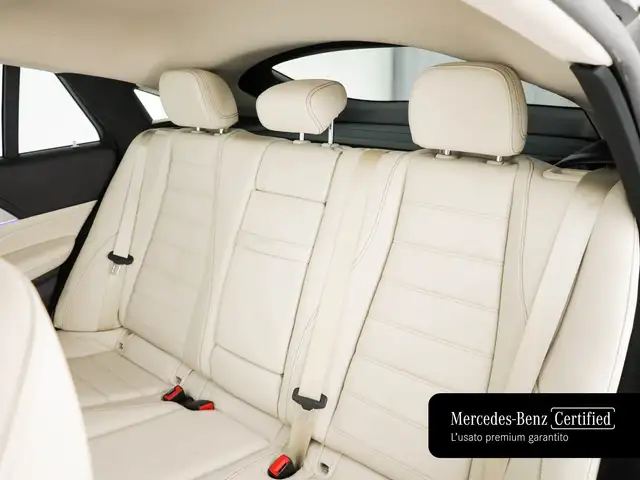 Mercedes-Benz GLE view 14