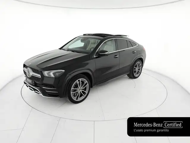 Mercedes-Benz GLE view 2
