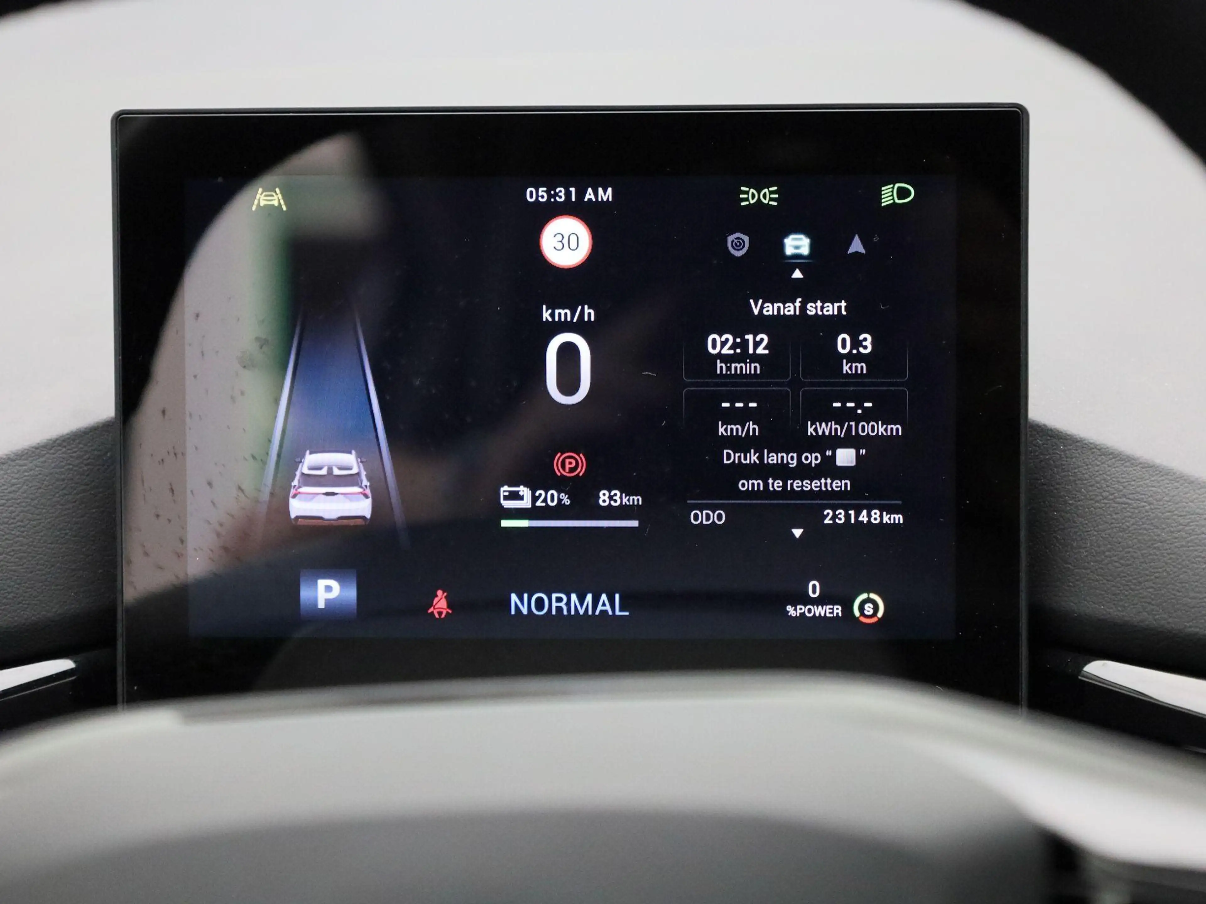 MG MG4 Electric Luxury 64 kWh — photo 8