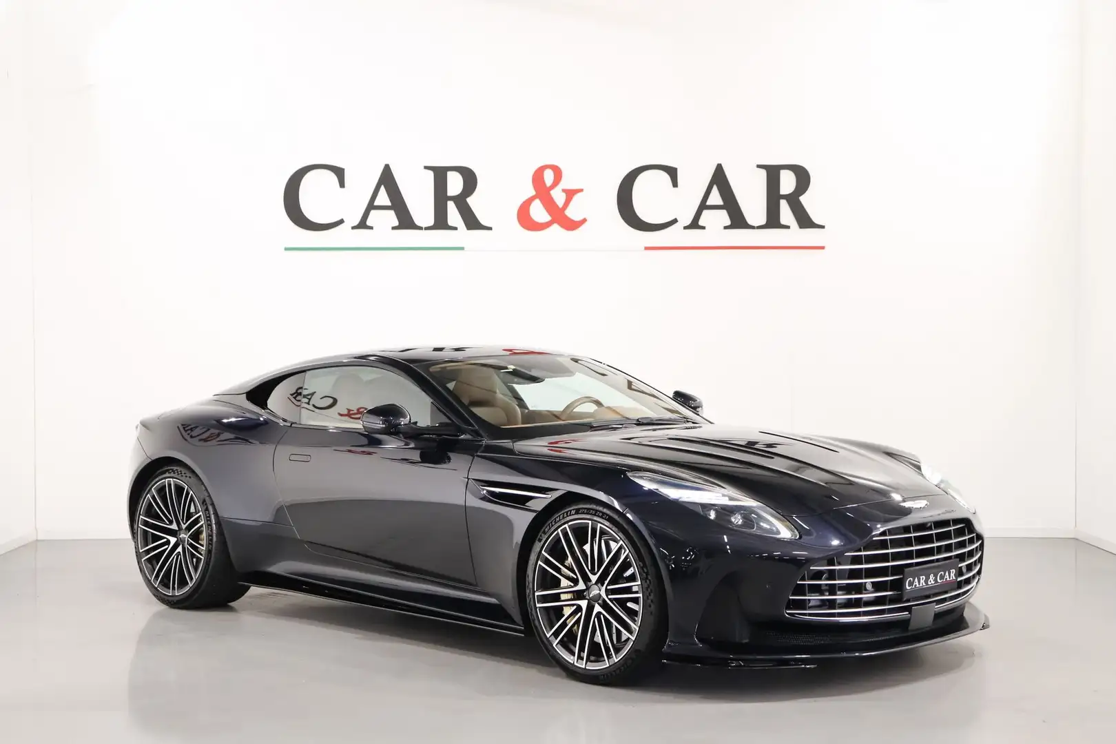 Aston Martin DB12 DB12 V8 Coupé Nero - 1