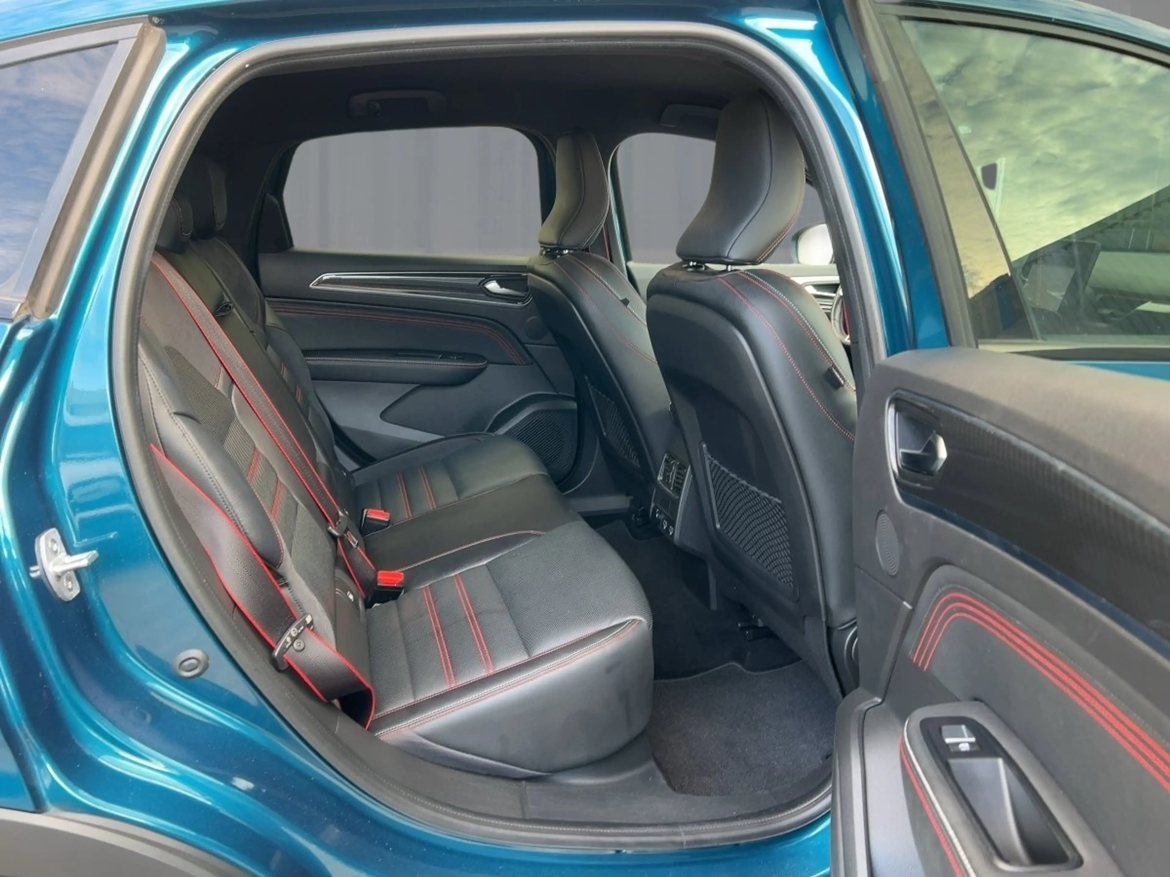 Renault Arkana R.S. Line Apple CarPlay SHZ Rückfahrkamera — photo 9