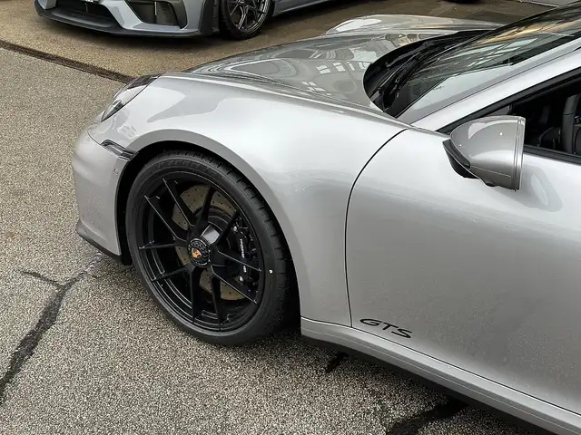 Porsche 992 911 992.2 Carrera GTS Cabrio PDK Ansicht 8