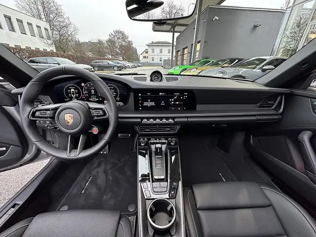 Porsche 992 911 992.2 Carrera GTS Cabrio PDK Ansicht 25