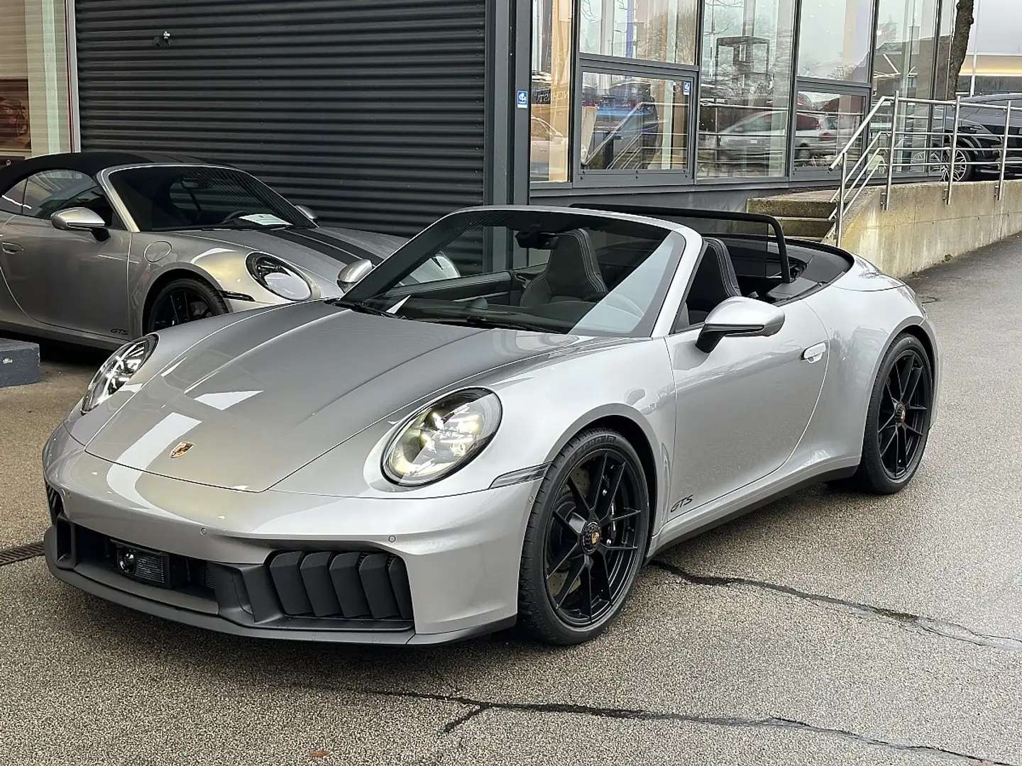 Porsche 992 911 992.2 Carrera GTS Cabrio PDK Silber - 1