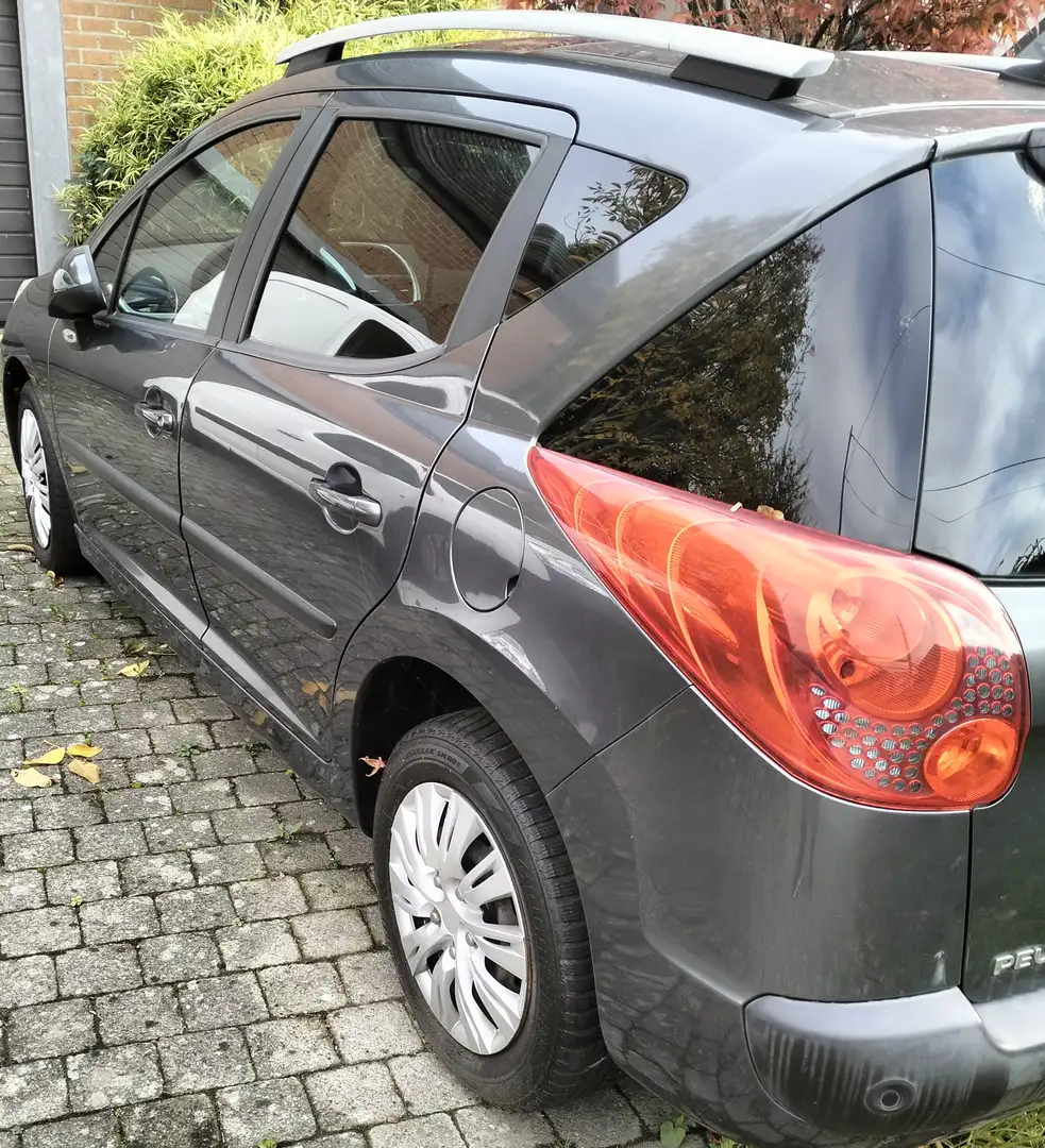 Peugeot 207 207 SW 1.6 HDi Sporty FAP Grijs - 1
