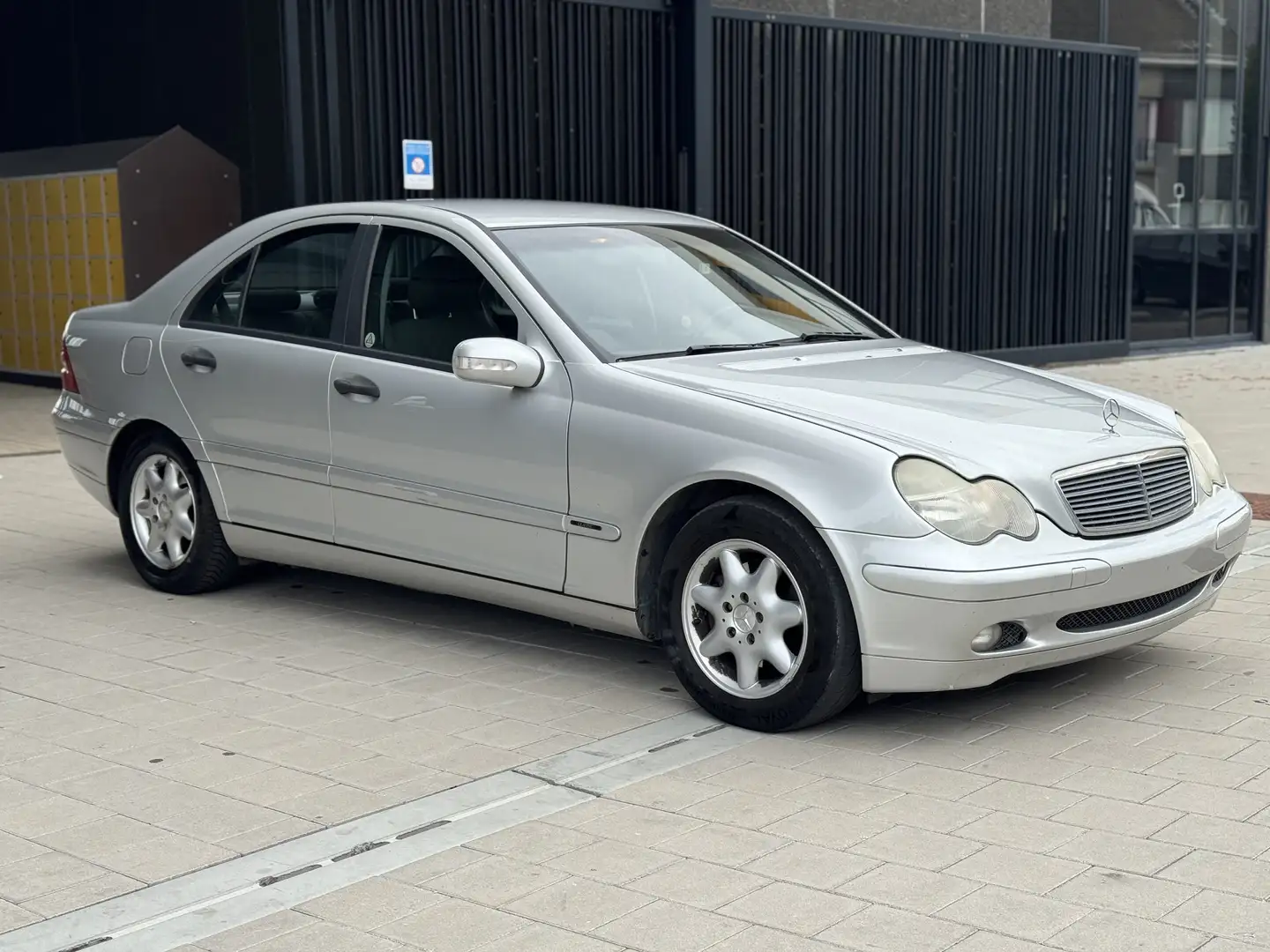 Mercedes-Benz C 220 CLASSIC / AUTOMAAT! / EERSTE EIGENAAR! Gris - 1