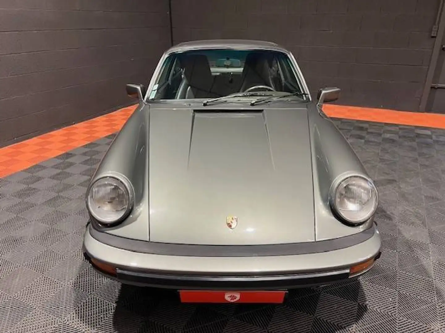 Porsche 911 CARRERA 3.2 G50 - 2