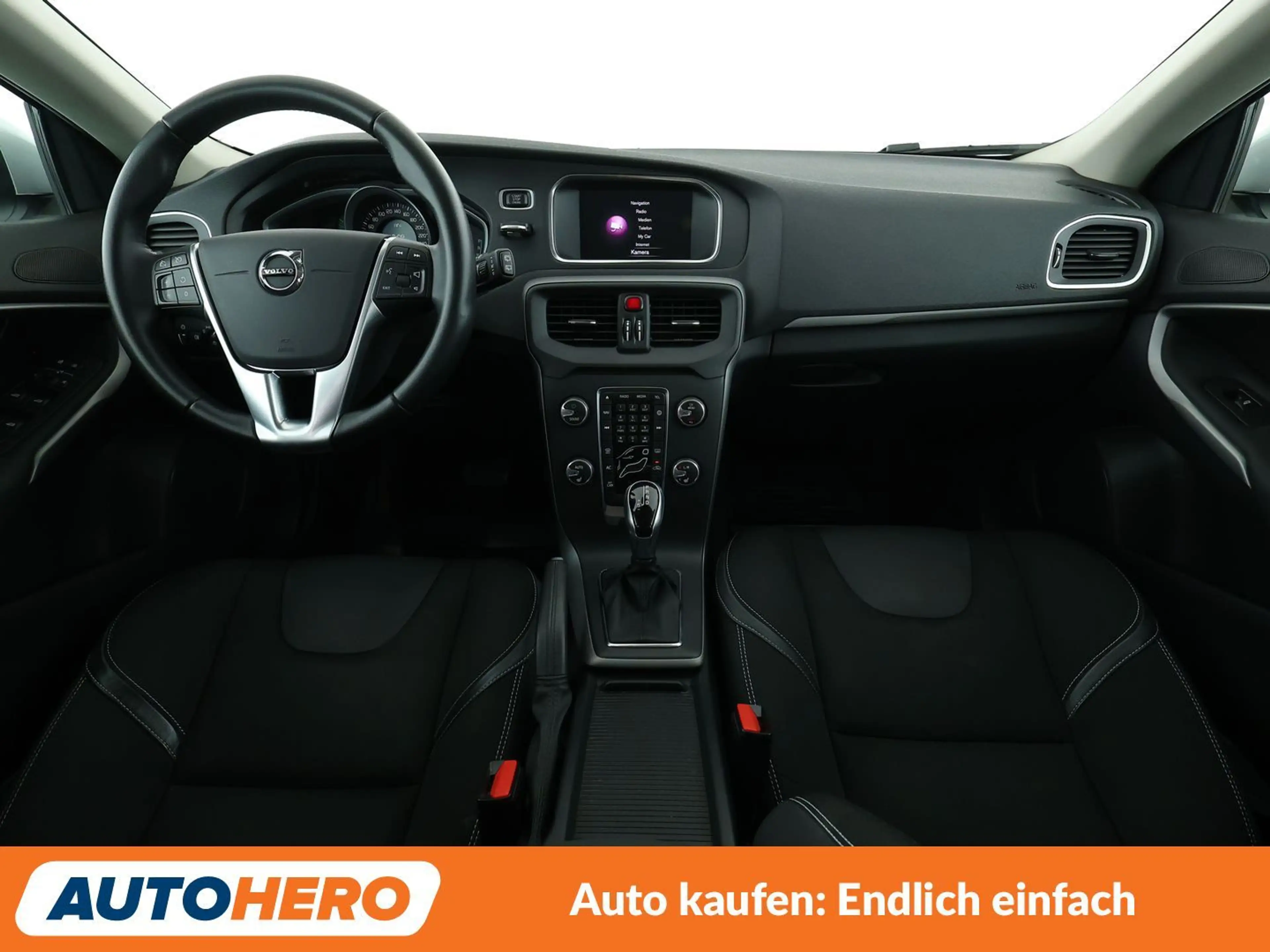 Volvo V40 2.0 D3 Momentum Aut.*NAV*LED*TEMPO*PDC*SHZ*BT* — photo 12