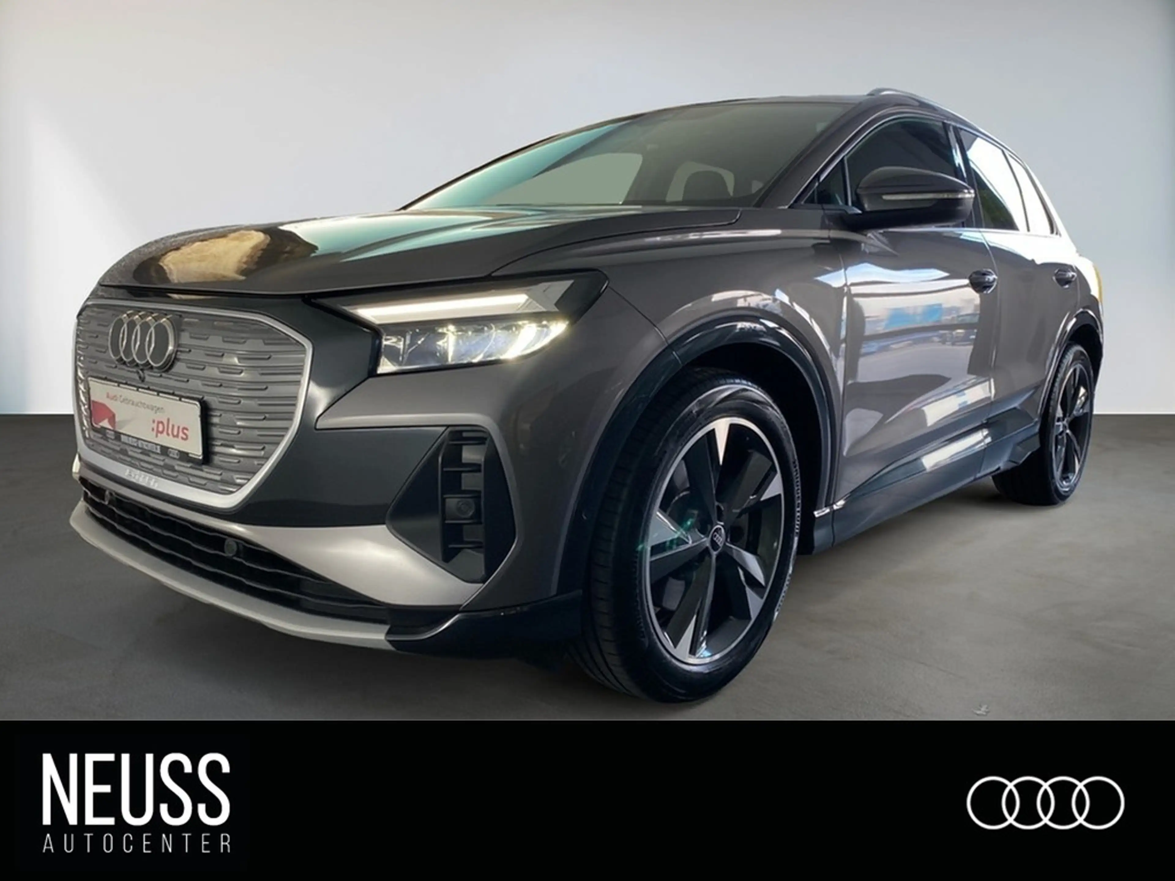 Audi Q4 e-tron 45 quattro PANO+HUD+AHK+ACC+RFK+PRIVACY