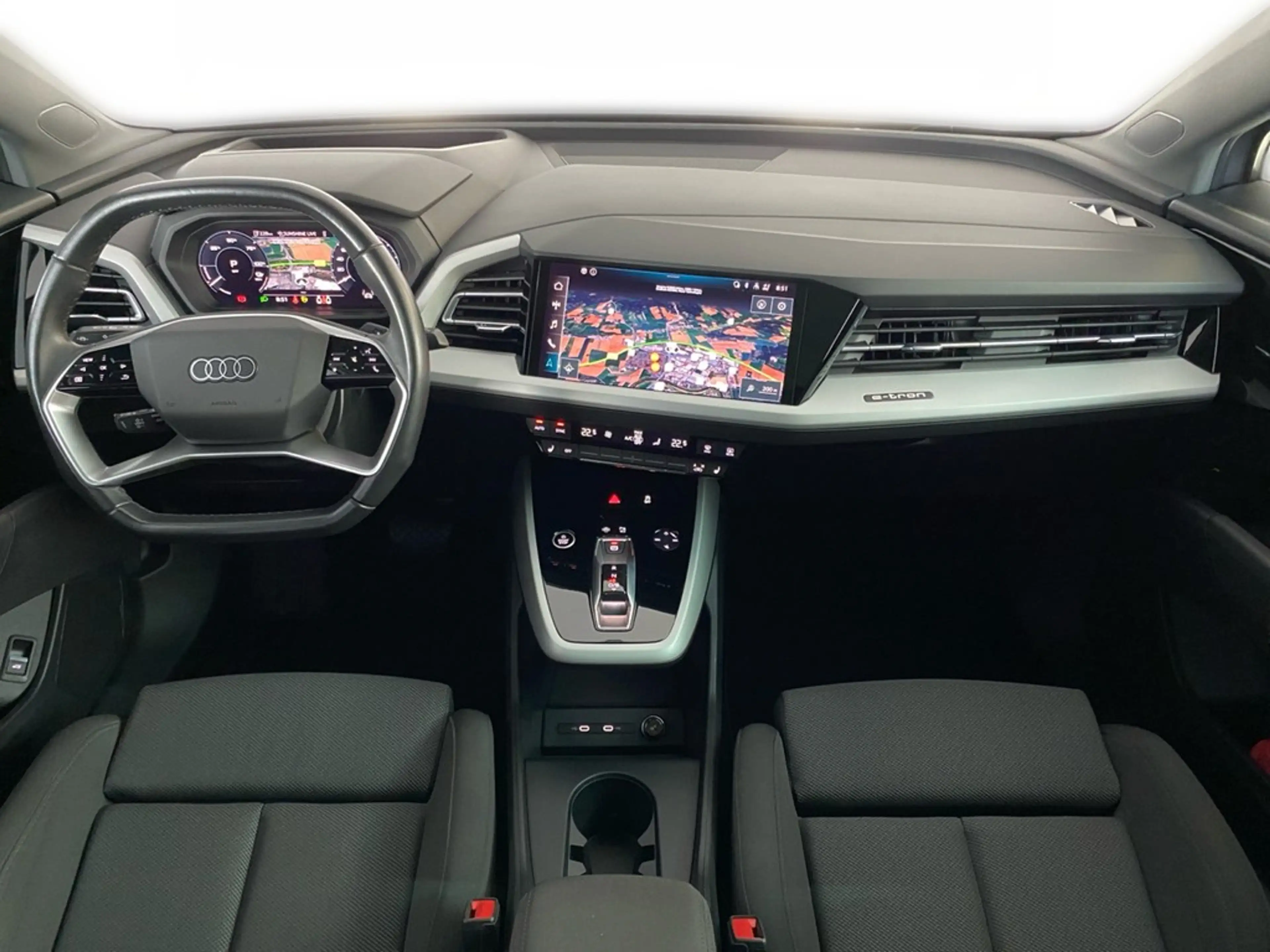 Audi Q4 e-tron 45 quattro PANO+HUD+AHK+ACC+RFK+PRIVACY — photo 7