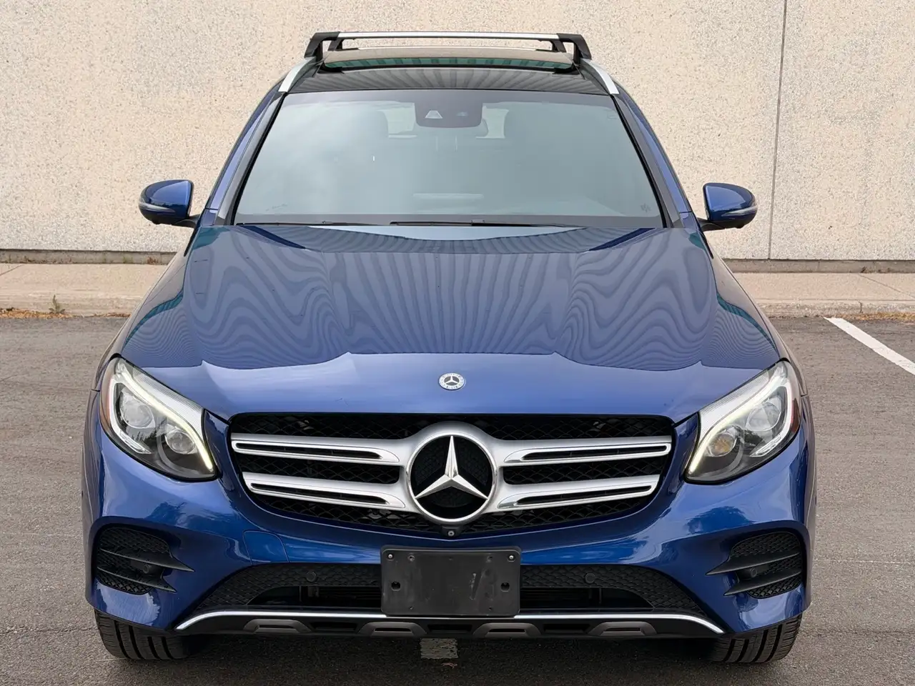 Mercedes-Benz GLC снимка Mercedes-Benz GLC