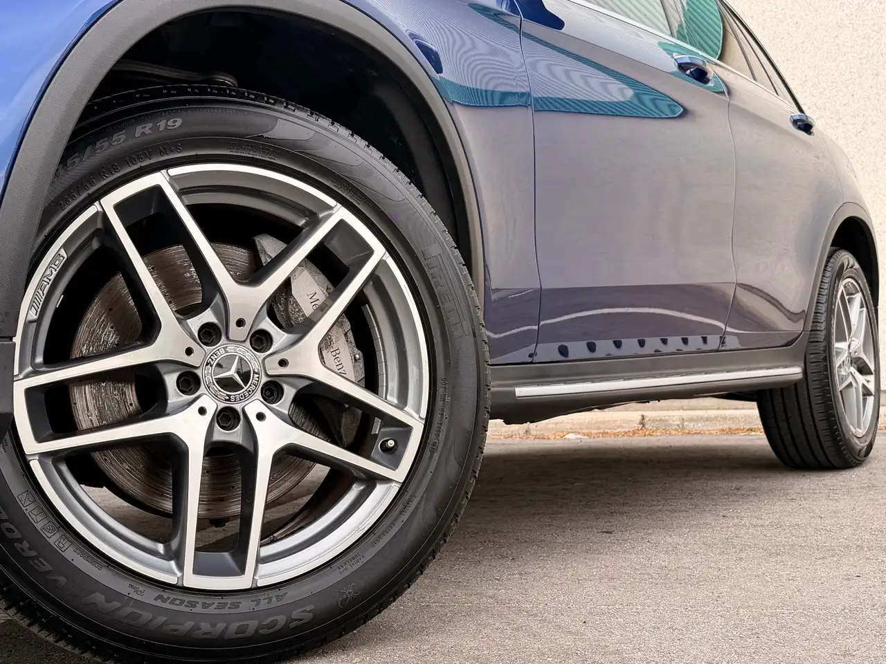 Mercedes-Benz GLC снимка Mercedes-Benz GLC