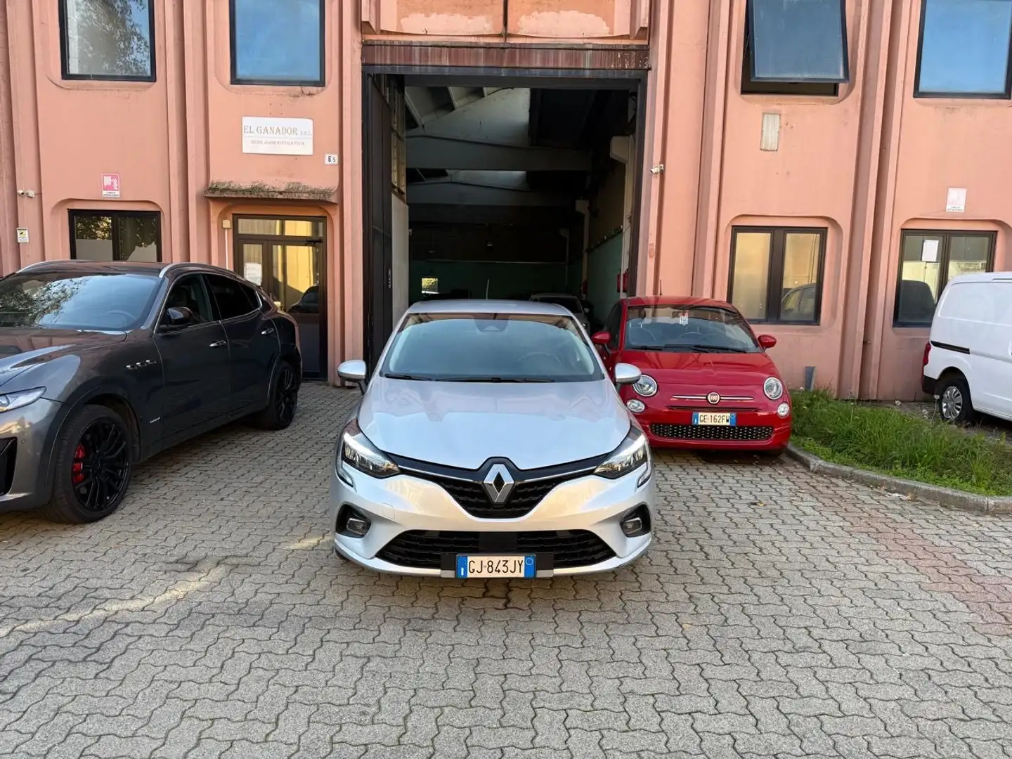 Renault Clio BLACK NOVEMBER!!! Clio V 1.0 tce 90cv my21 Argento - 2