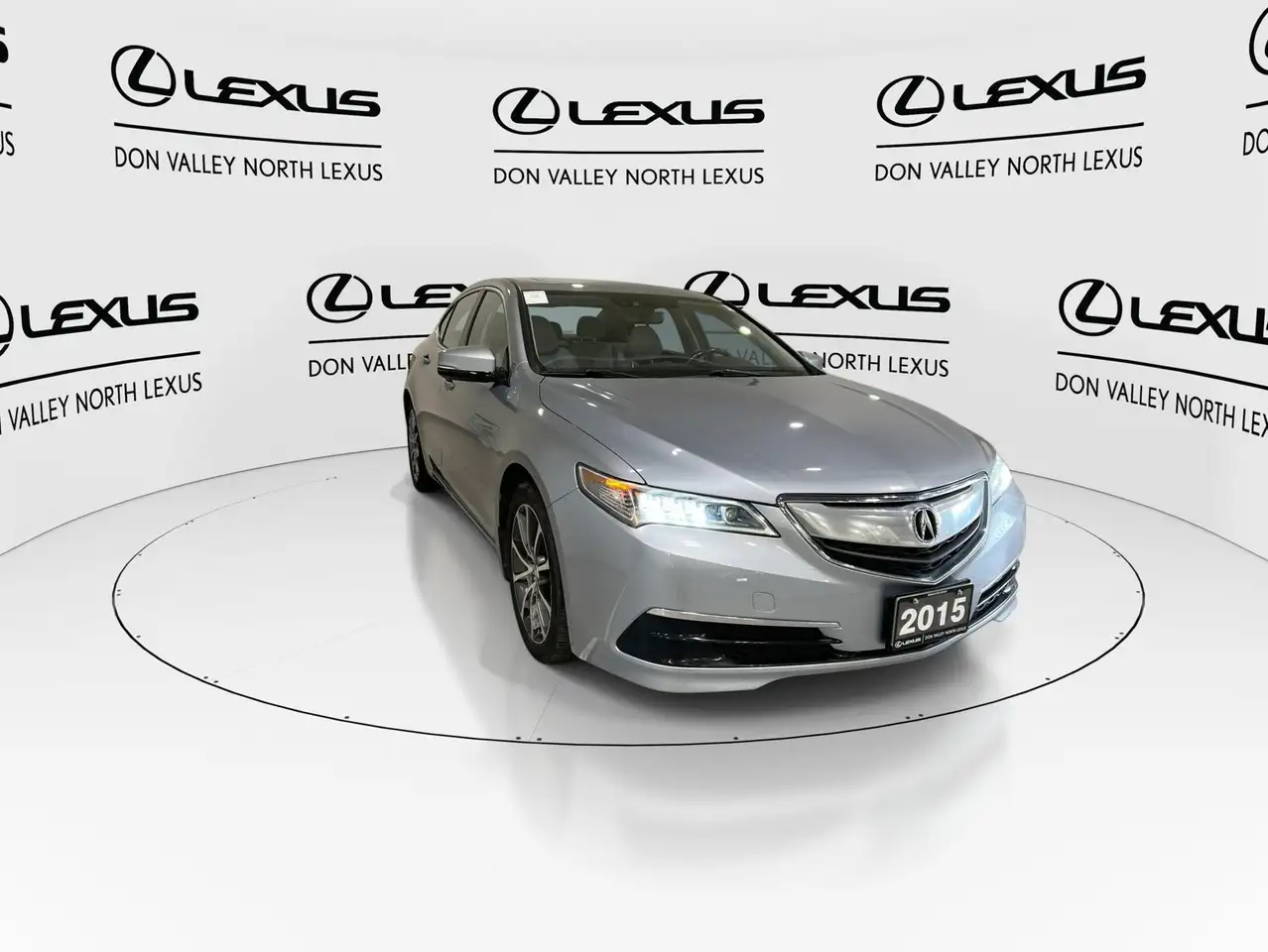 Acura TLX снимка Acura TLX