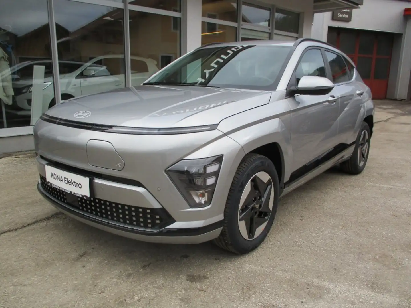Hyundai KONA EV (SX2) Smart Line 48,4 kWh k5es1-OP7 Argento - 2