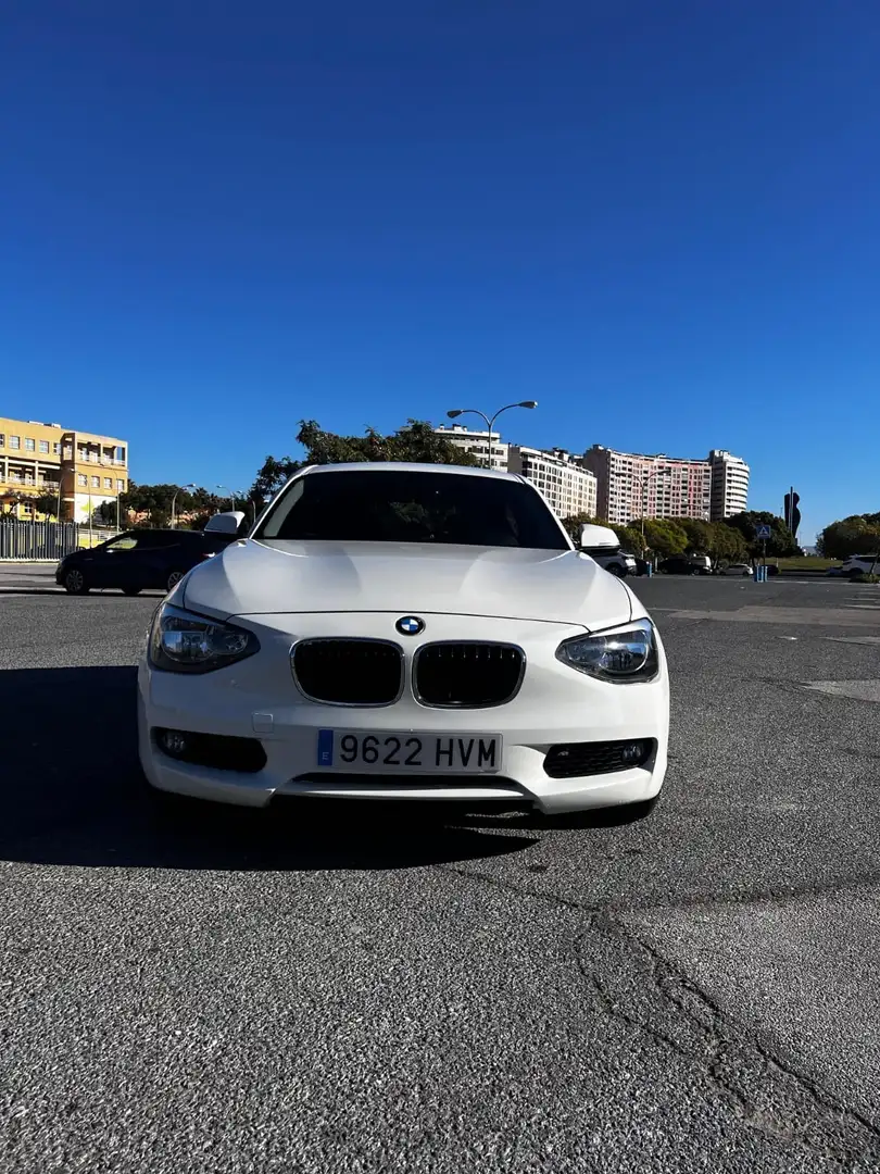 BMW 118 118d Sport - 2