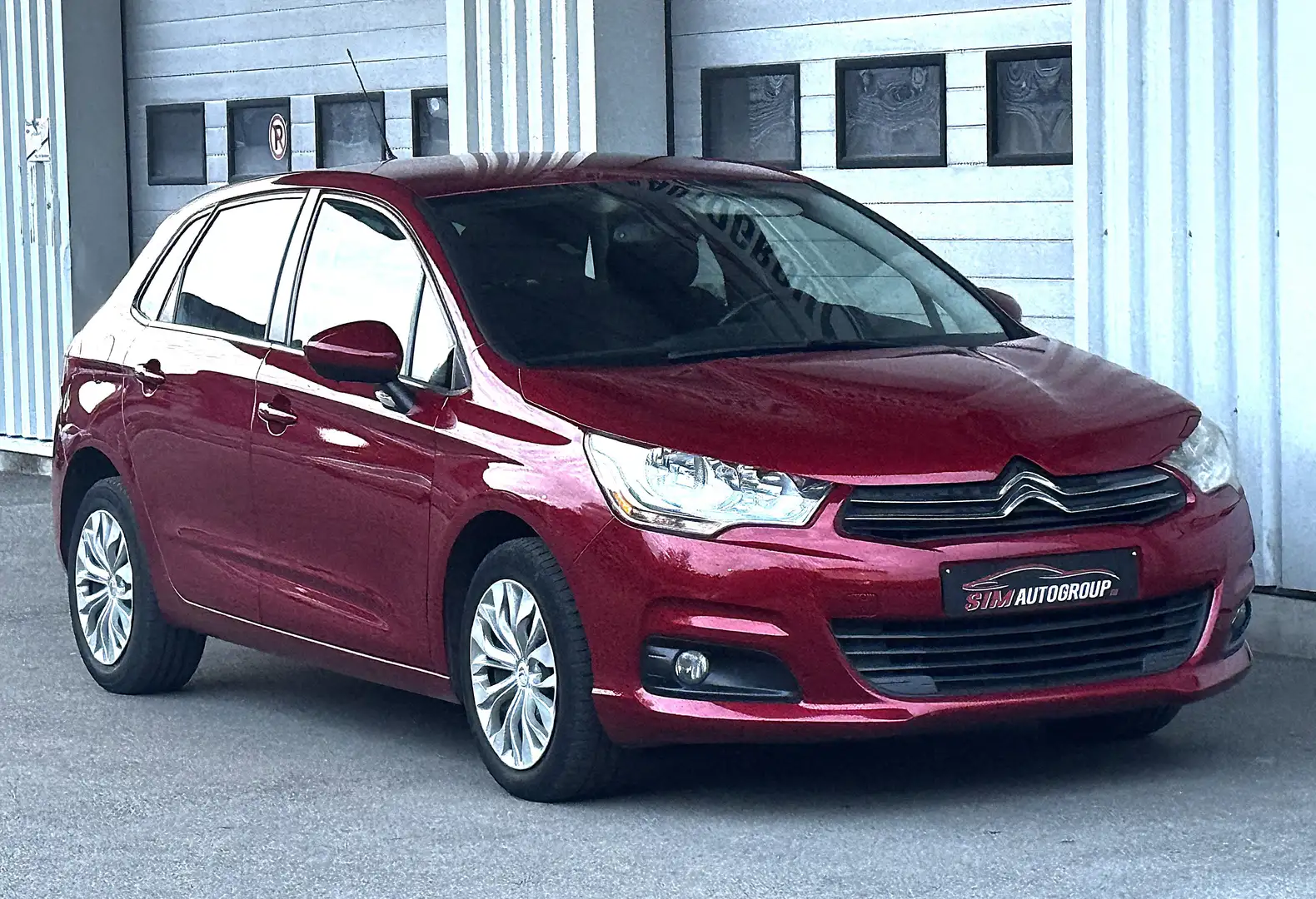 Citroen C4 1.6 HDi/Airco/Navi/Cruis/Pdc/Euro5b Rood - 2