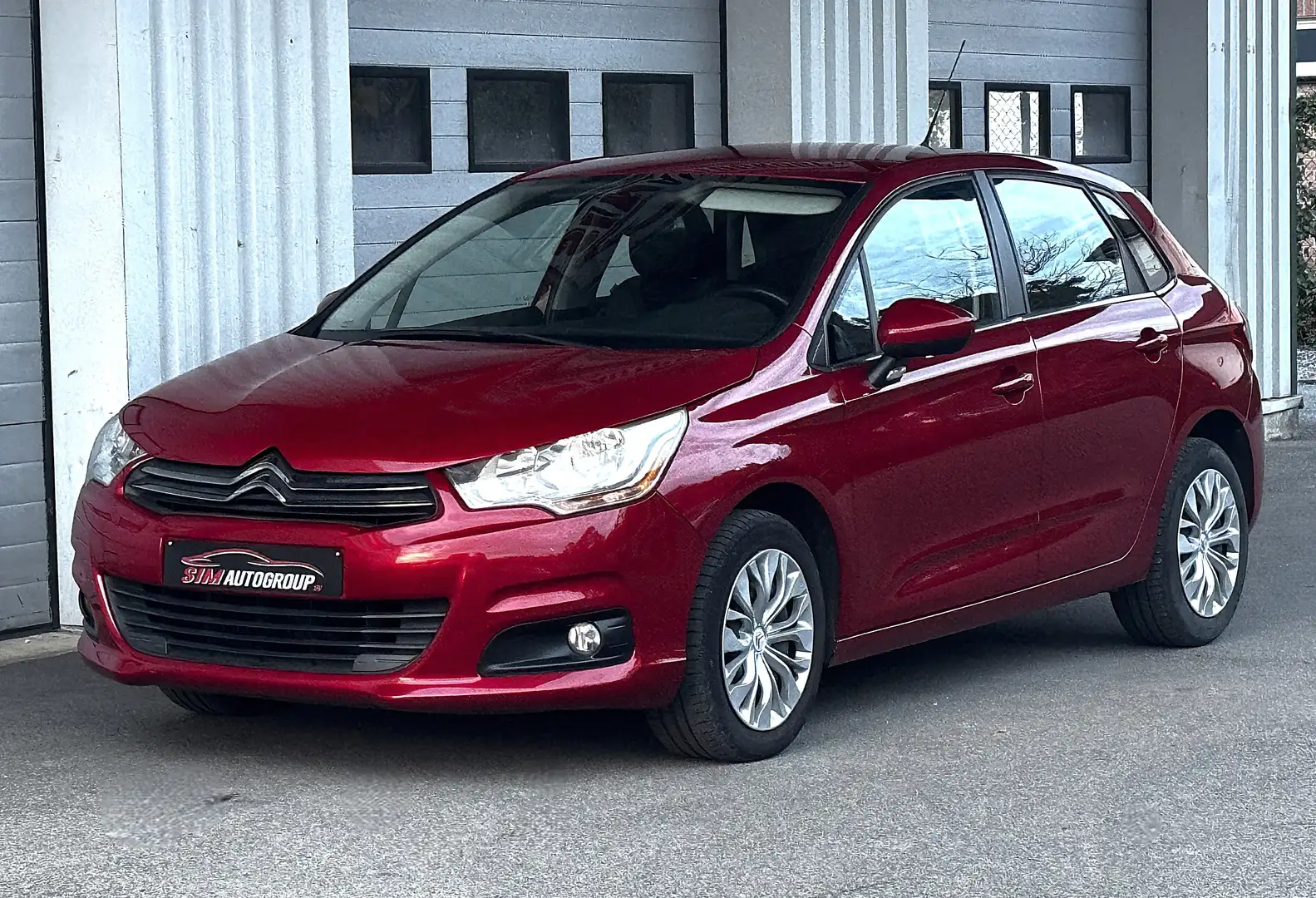 Citroen C4 1.6 HDi/Airco/Navi/Cruis/Pdc/Euro5b Rood - 1