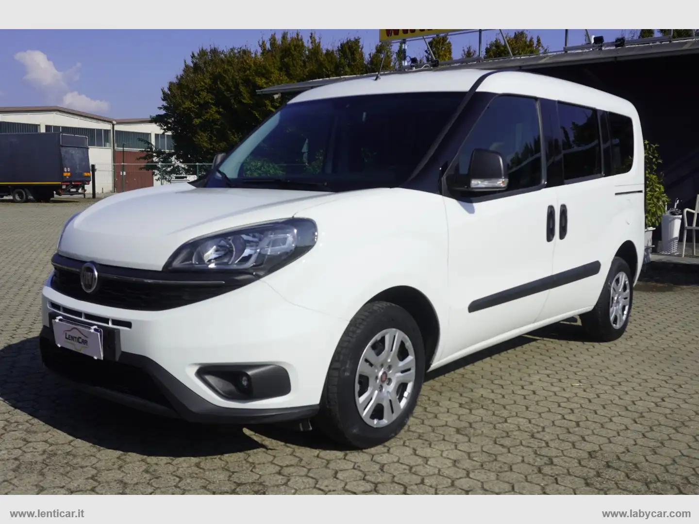 Fiat Doblo 1.6 MJT 105CV PC Combi N1 5 Posti Euro 6D-Temp Blanc - 1