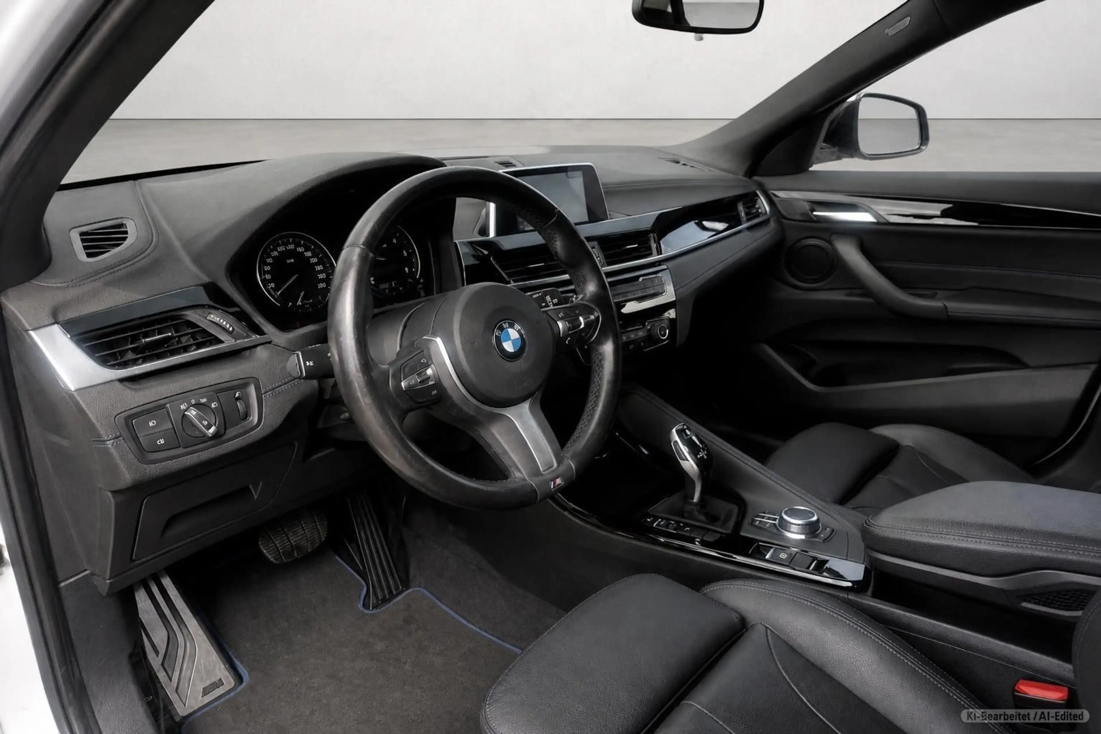 BMW X2 sDrive 18 d M Sport X Navi/Leder/LED/R-Kam — photo 12