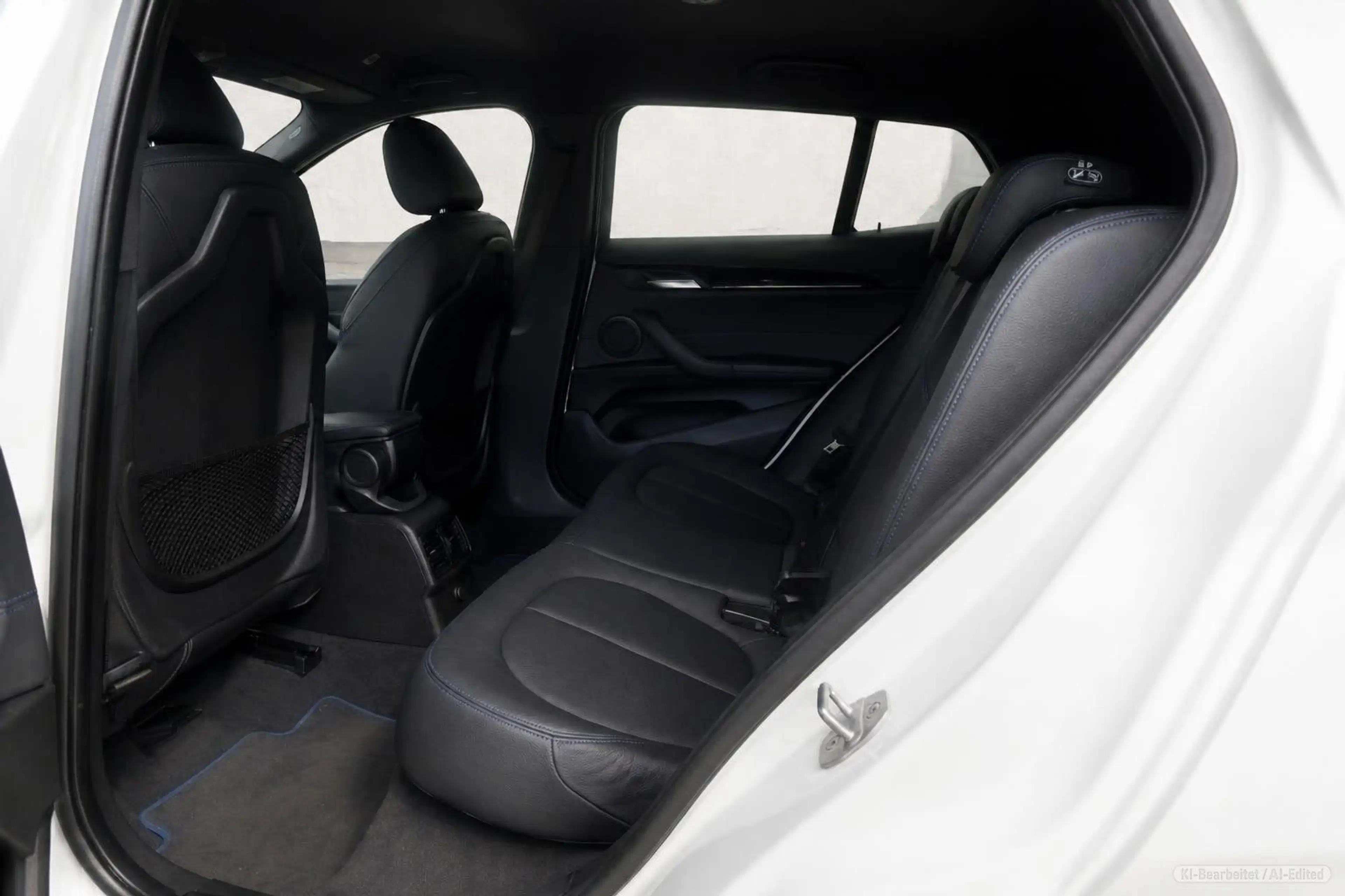 BMW X2 sDrive 18 d M Sport X Navi/Leder/LED/R-Kam — photo 15