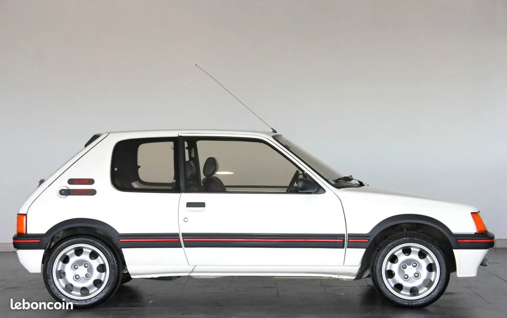 Peugeot 205 gti 1.9l Wit - 2
