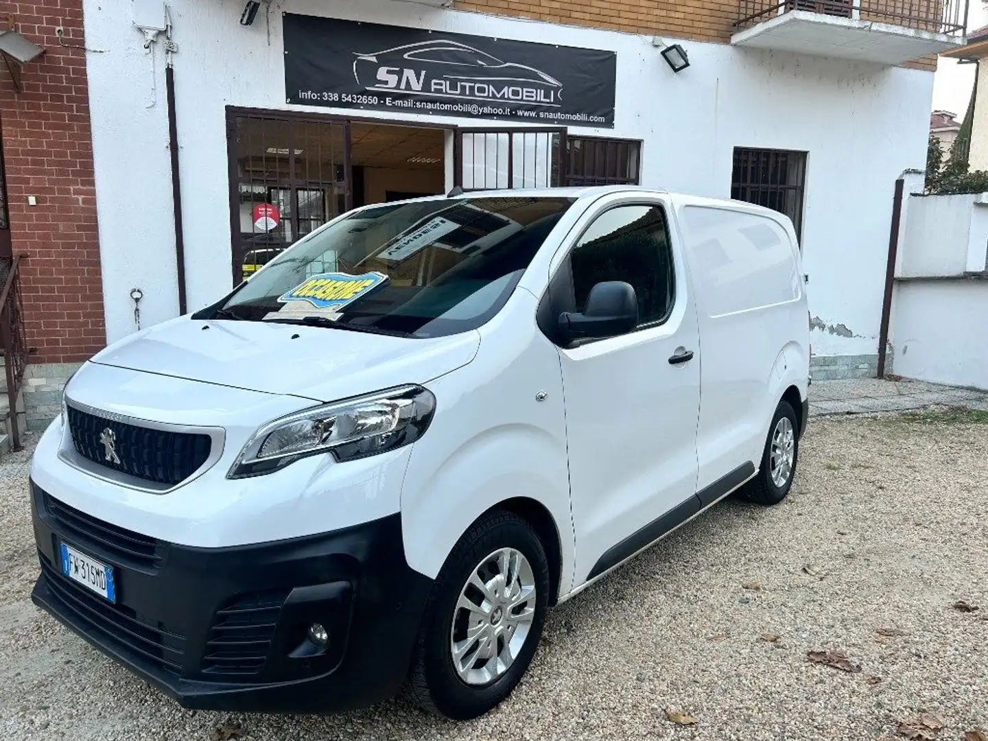 Peugeot Expert BlueHDi 115 S&S PC-TN Furgone Premium Compact Bianco - 2
