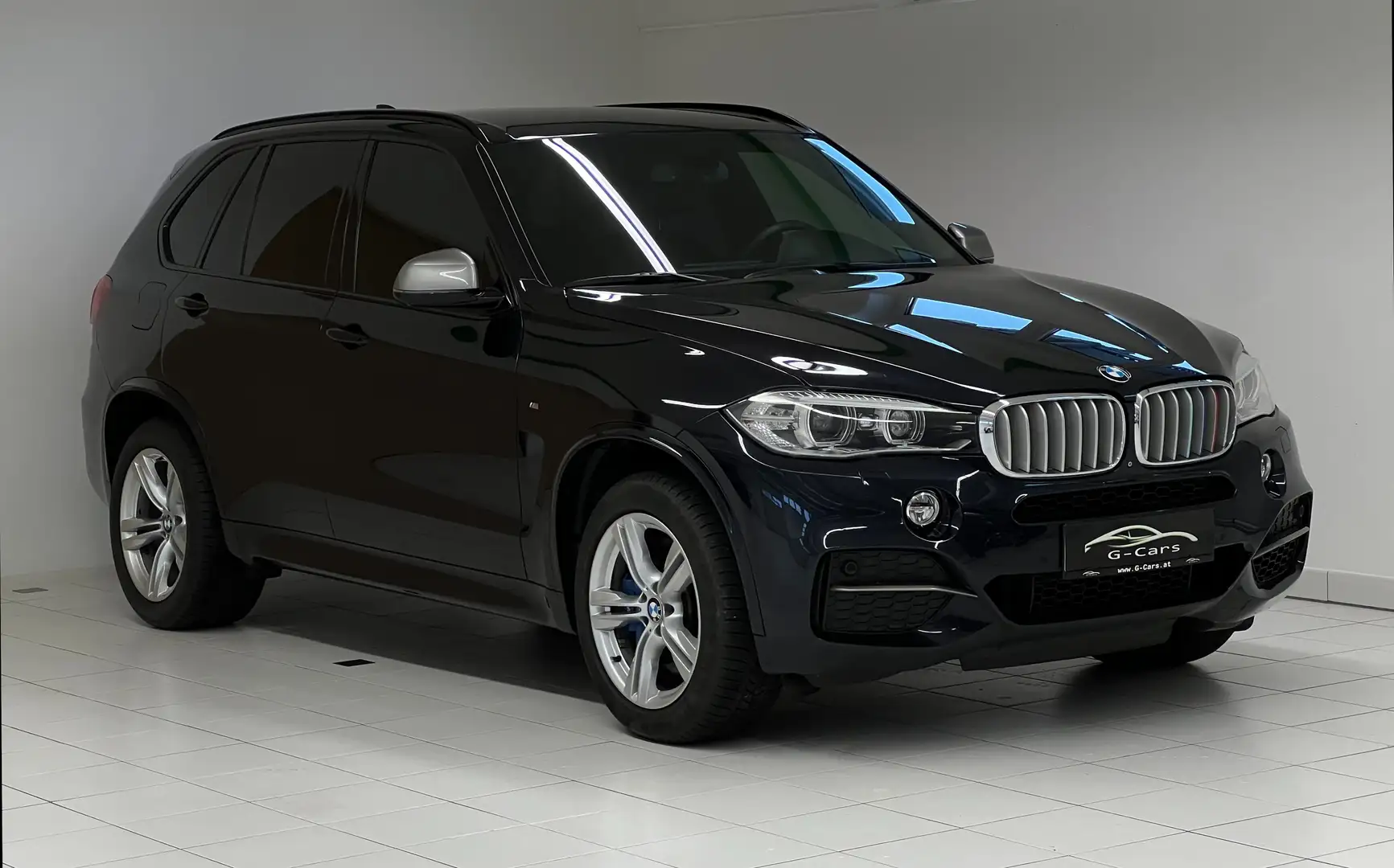 BMW X5 M50d Aut. //M-Paket//360°Kamera//AHK//Leder// Schwarz - 2