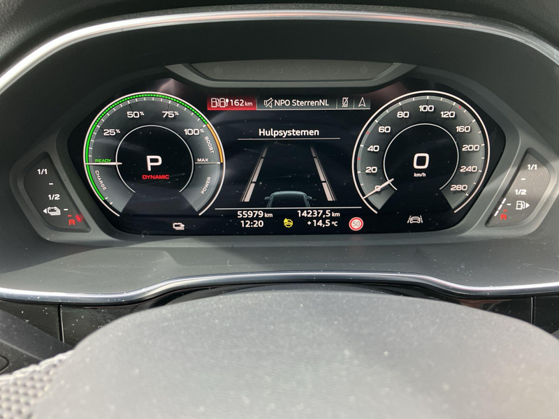 Audi Q3 45TFSIe 245PK S Line · Camera · Navigatie · Apple/ — photo 12